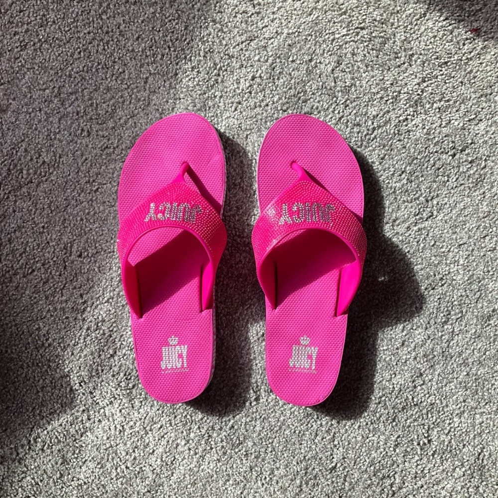 Juicy Couture Flip Flops